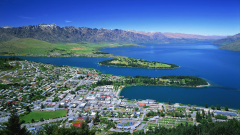 新西兰旅游管理硕专业哪个学校好？